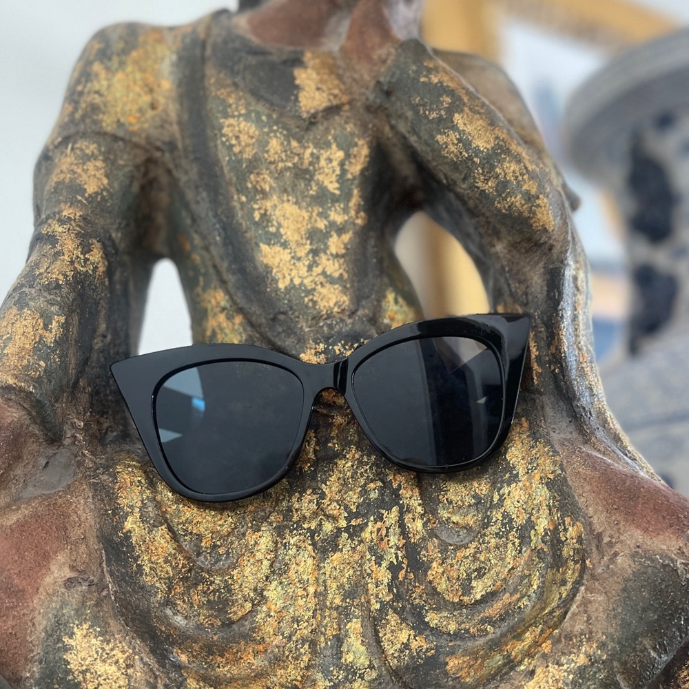 The cat eye sunglasses by MCM Designs